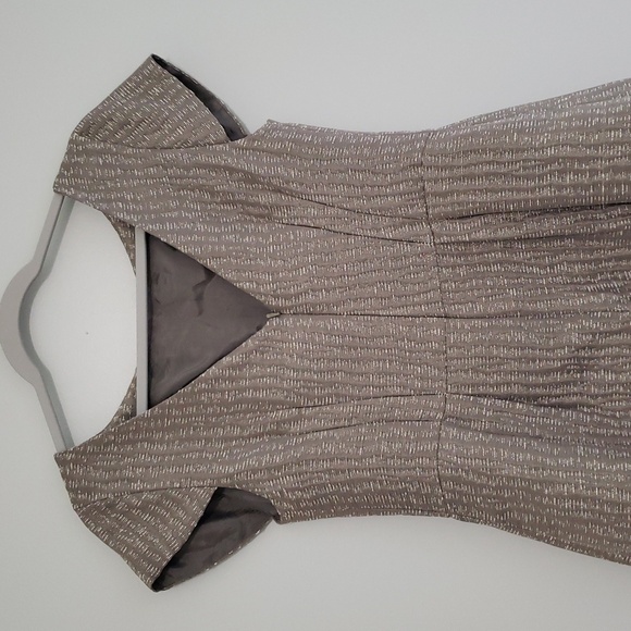 Helene Berman London Sheath Dress 10 Taupe V-Back Wedding Guest Cocktail Event - Picture 5 of 14